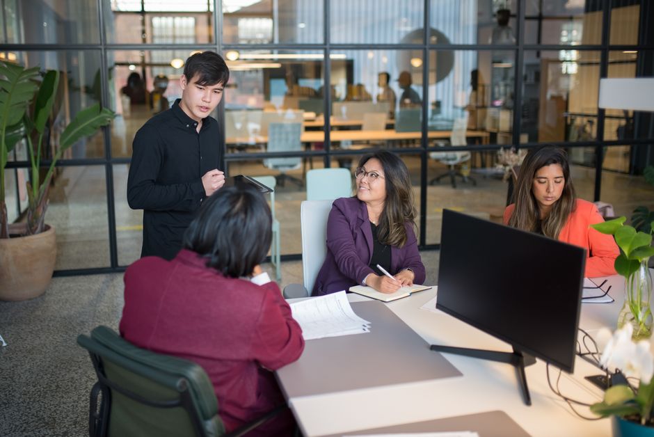 When outsourcing IT actually makes sense for a growing business